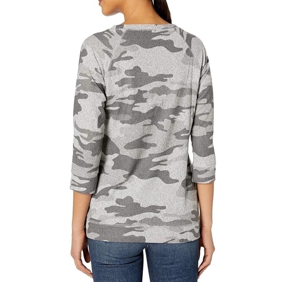 Tribal Camo Raglan Top - Picture 8 of 9